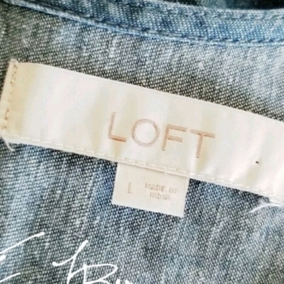 ANN TAYLOR LOFT CHAMBRAY TOP SZ L - Picture 7 of 7